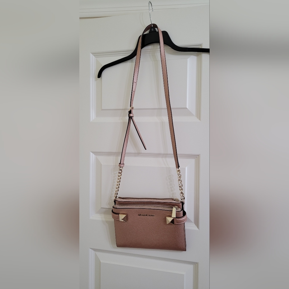Michael Kors rose gold crossbody